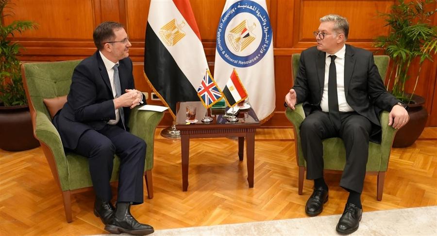Egypt, UK mull enhancing cooperation in petroleum, mineral resources sectors

